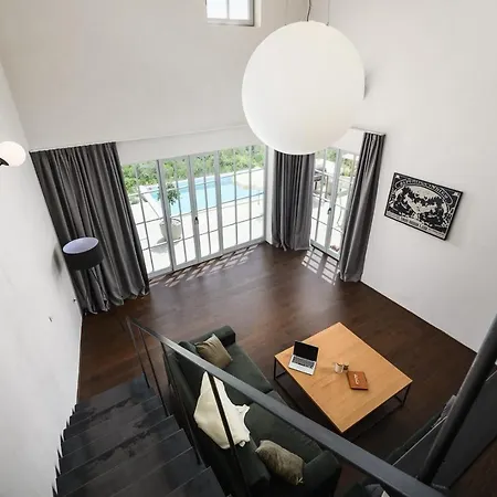 Volare Cantare With 2 Bedroom A Heated Pool And Panoramic View Near Buje, Istra Nyaraló