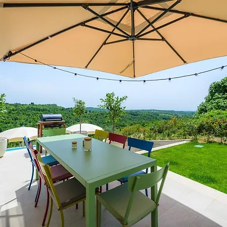 Volare Cantare With 2 Bedroom A Heated Pool And Panoramic View Near Buje, Istra Momjan