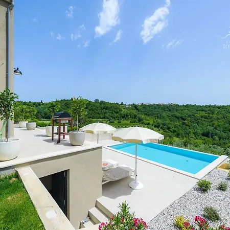 Сasa de vacaciones Volare Cantare With 2 Bedroom A Heated Pool And Panoramic View Near Buje, Istra