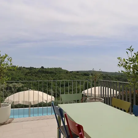 Volare Cantare With 2 Bedroom A Heated Pool And Panoramic View Near Buje, Istra *